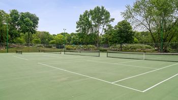 Tennis court(s)